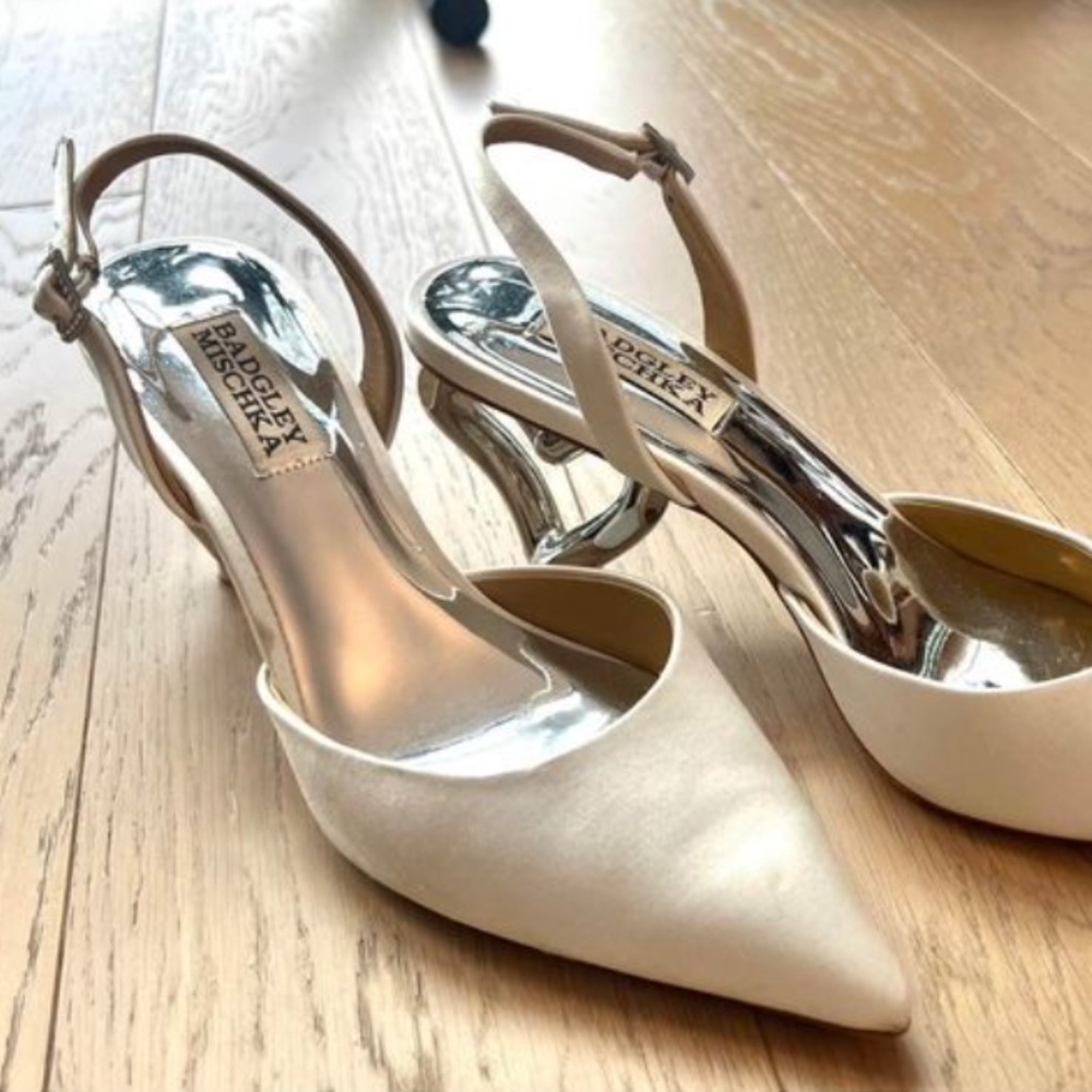 Badgley Mischka lucille slingback heel